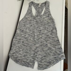 LULULEMON tank‎